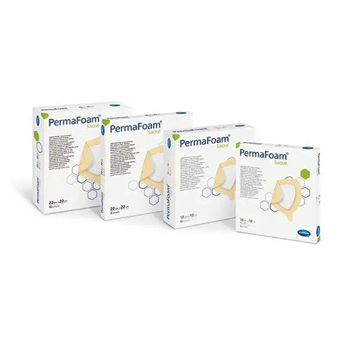 permafoam classic sacral hydrophiler polymerschaumstoffverband in der Originalverpackung in vier Größen nebeneinander auf weißem Hintergrund aufgestellt.jpg